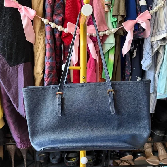 Michael Kors Jet Set Travel Tote Navy - Picture 7 of 16